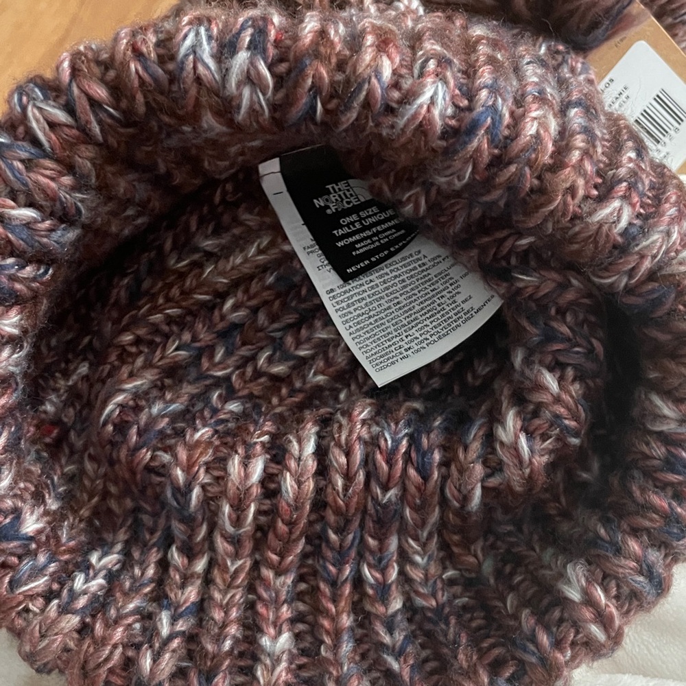 NWT The North Face Cozy Knit Beanie Multi Color - Picture 4 of 4